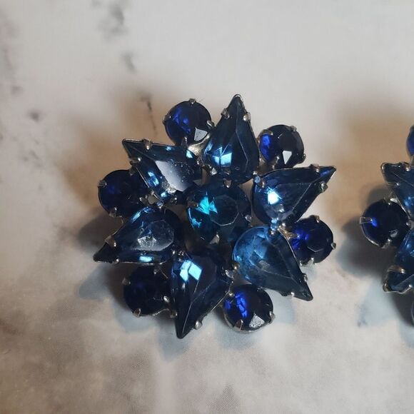 Blue Faux Rhinestone Clip on Earrings - Picture 2 of 11